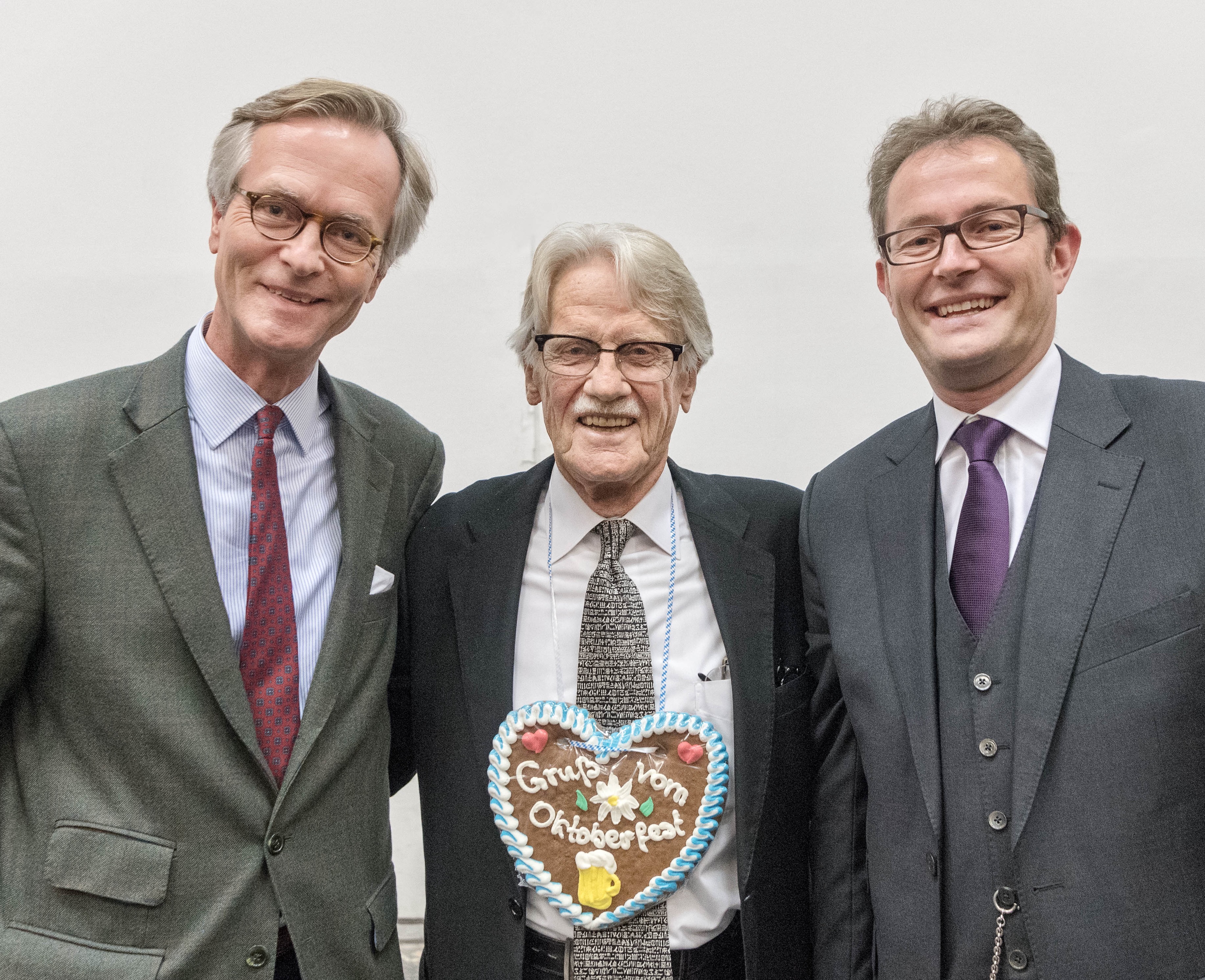 With Vernon Smith and Robert von Weizsäcker, TUM 2016 (Munich Lecture in Business Ethics)